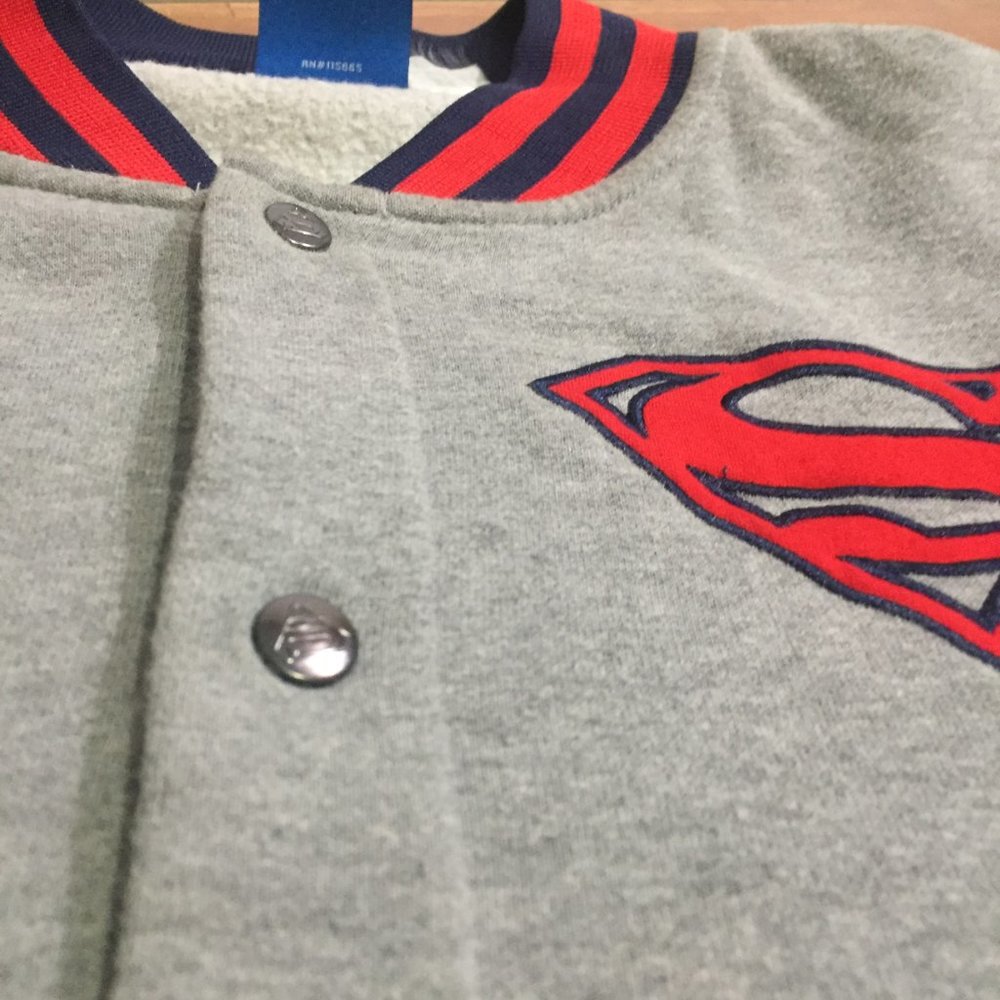 Superman School Jacket - Picture 6 of 10